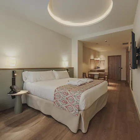 Malvarrosa Plaza By Intelier 4*