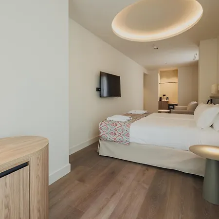 Malvarrosa Plaza By Intelier Hotel 4*