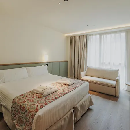 Hotel Malvarrosa Plaza By Intelier
