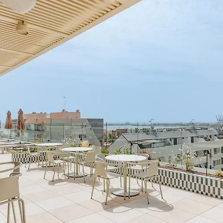 호텔 Intelier Malvarrosa Plaza 4*
