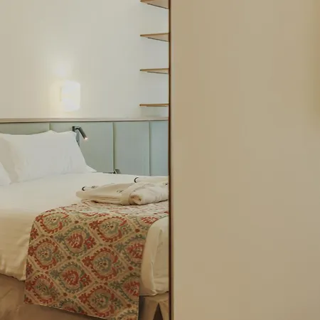 Hotel Malvarrosa Plaza By Intelier