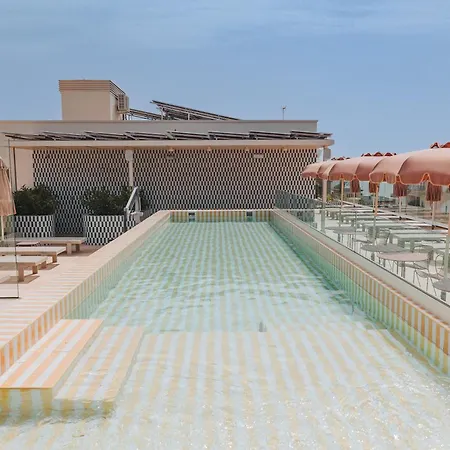 호텔 Intelier Malvarrosa Plaza 4*
